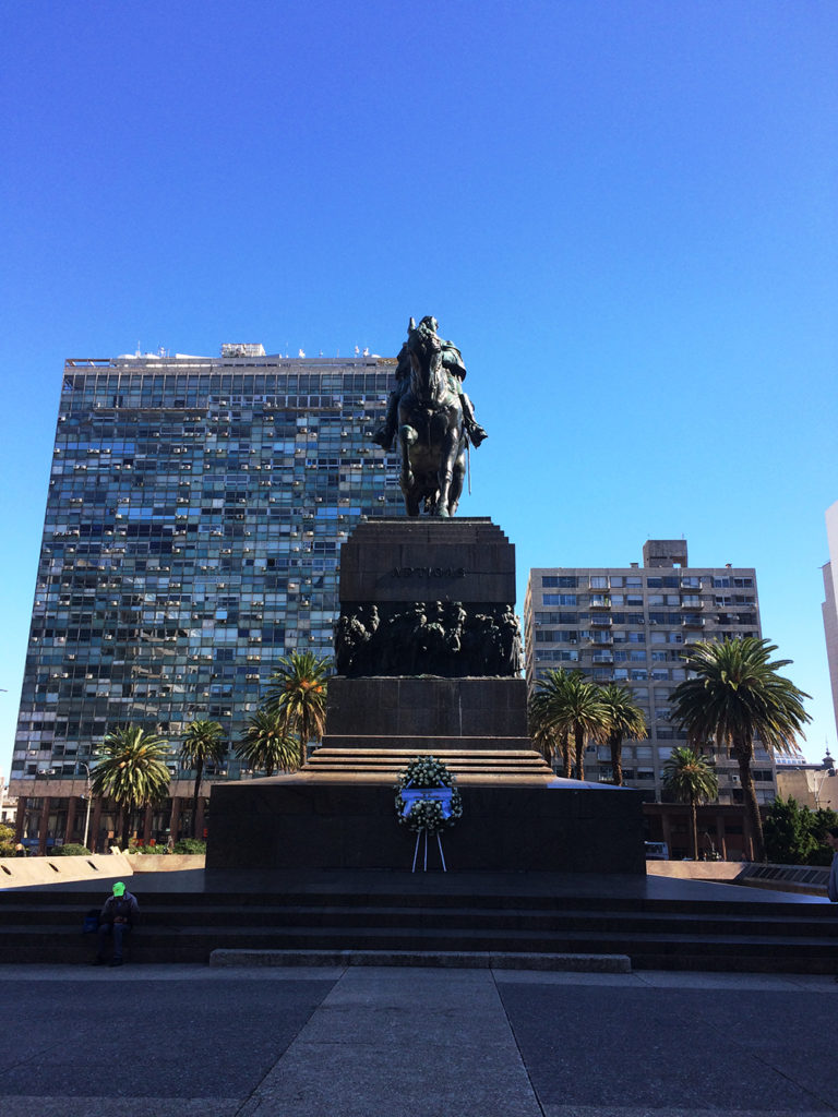 Plaza Independência - Montevidéu